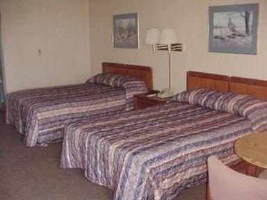 Express Airport Inn Sandston Room photo